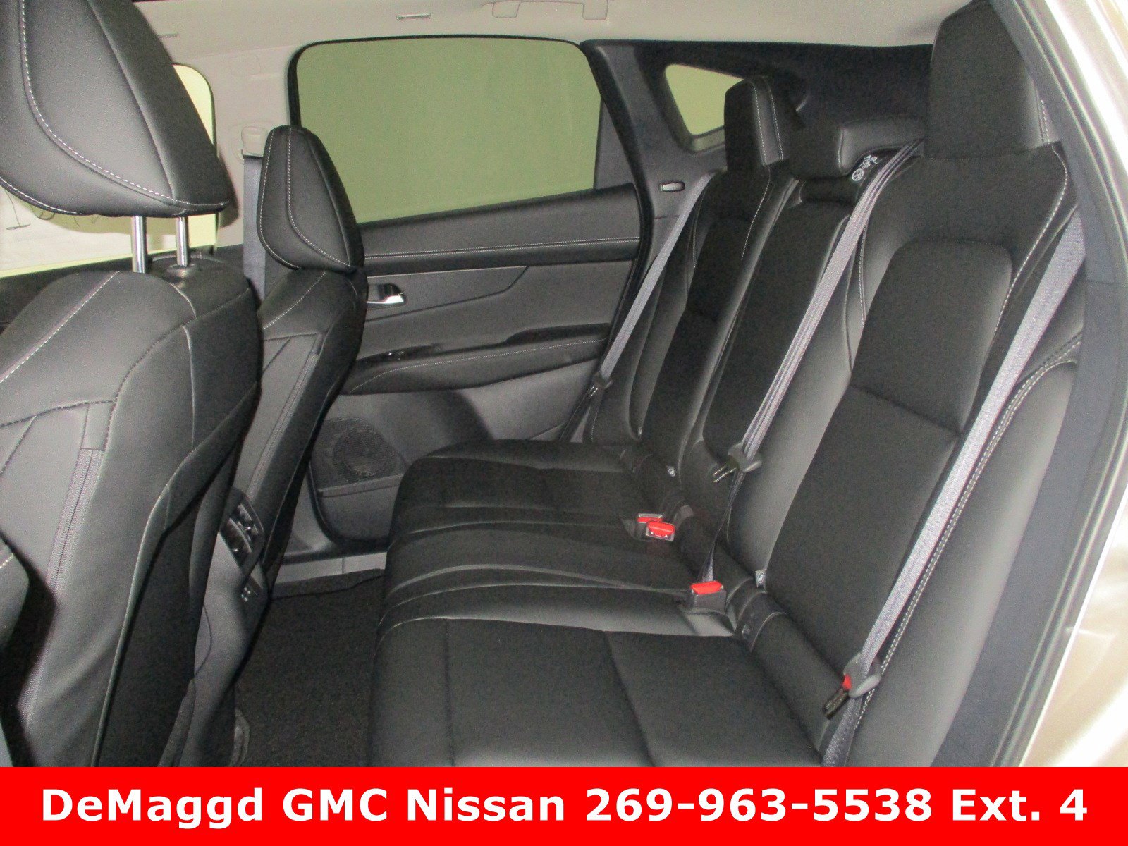 2025 Nissan Murano SL - Photo 32