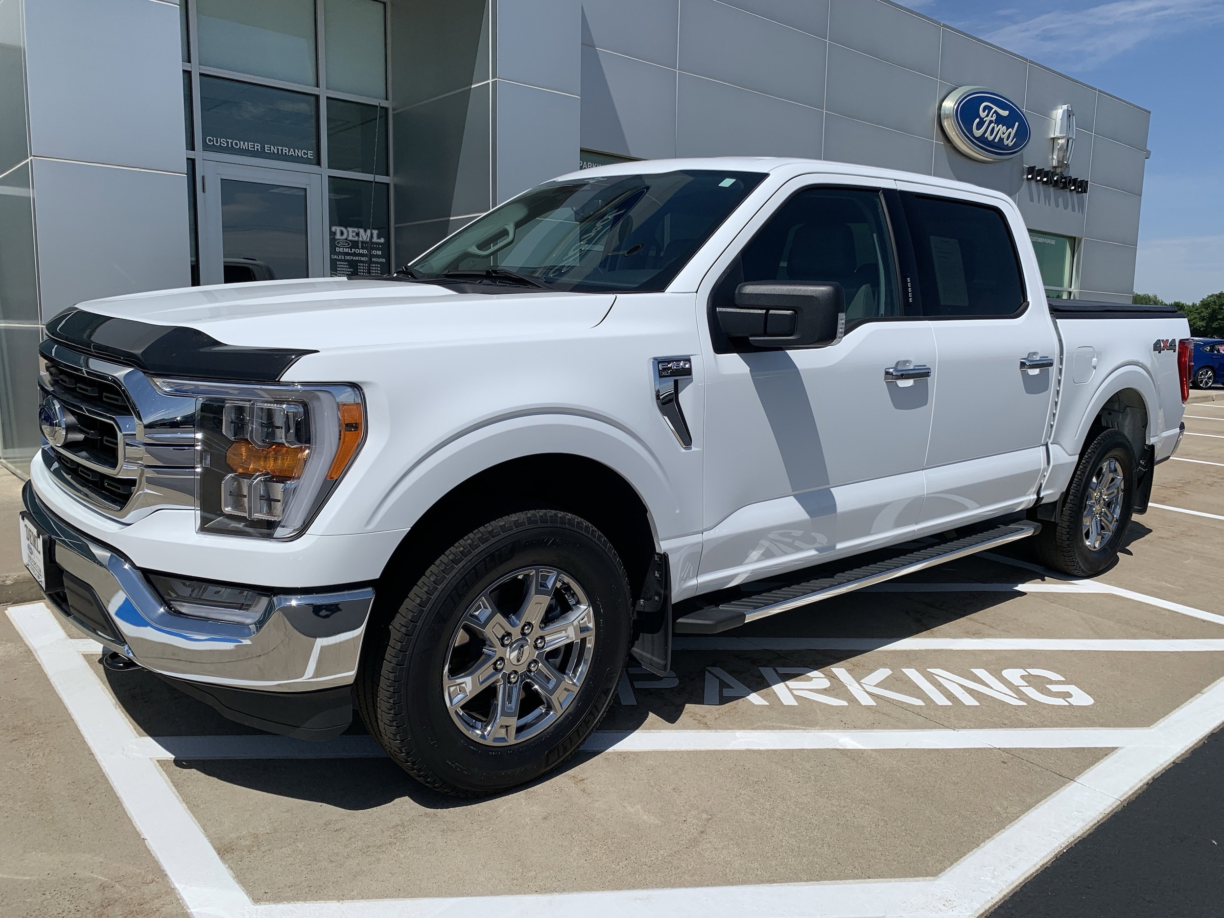 Used 2023 Ford F-150 XLT with VIN 1FTEW1EP4PFB73284 for sale in Waseca, Minnesota