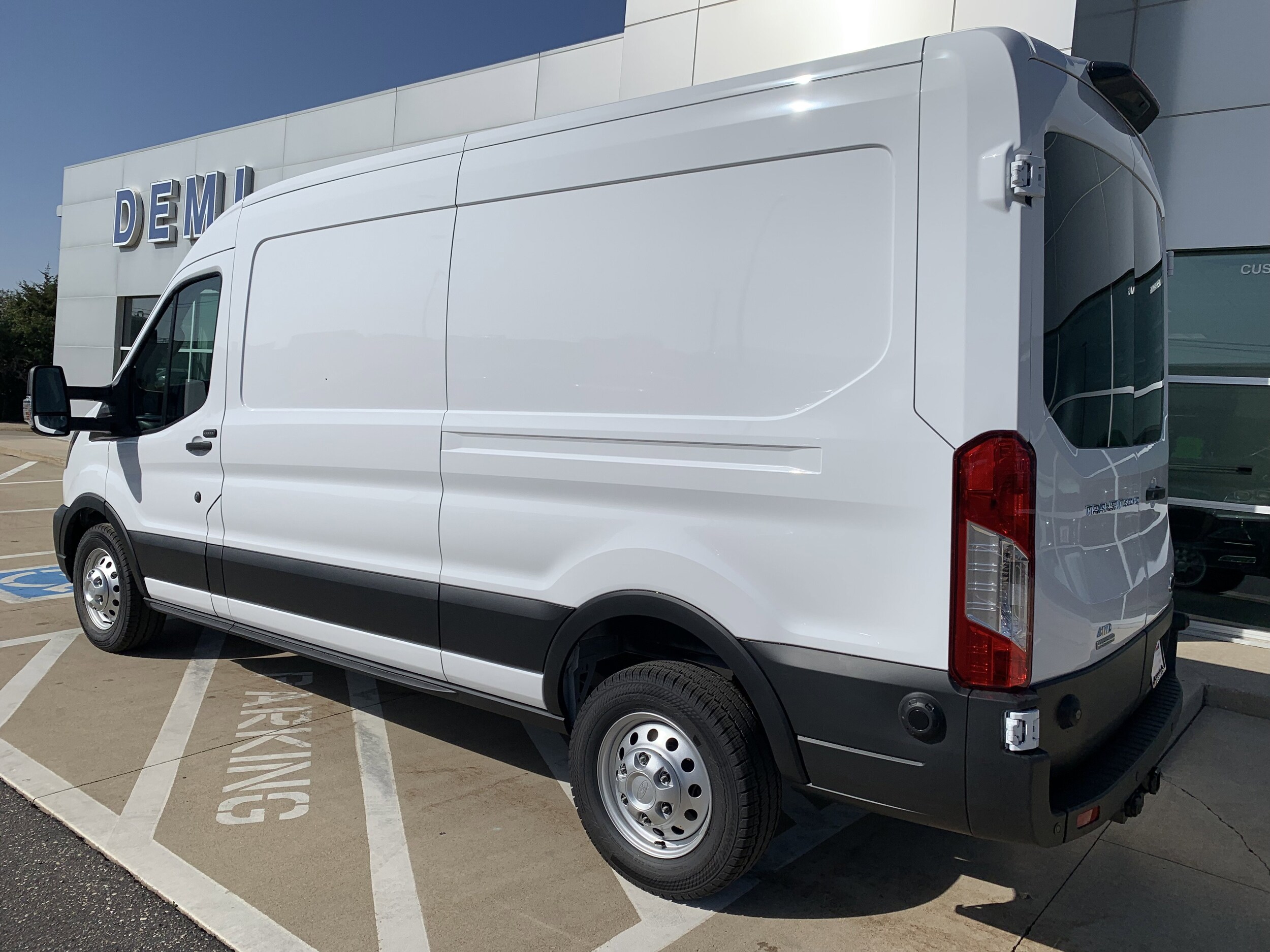 2025 Ford Transit Cargo Van photo 3