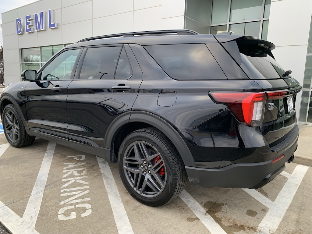 Used 2025 Ford Explorer ST-Line 4x4 SUV