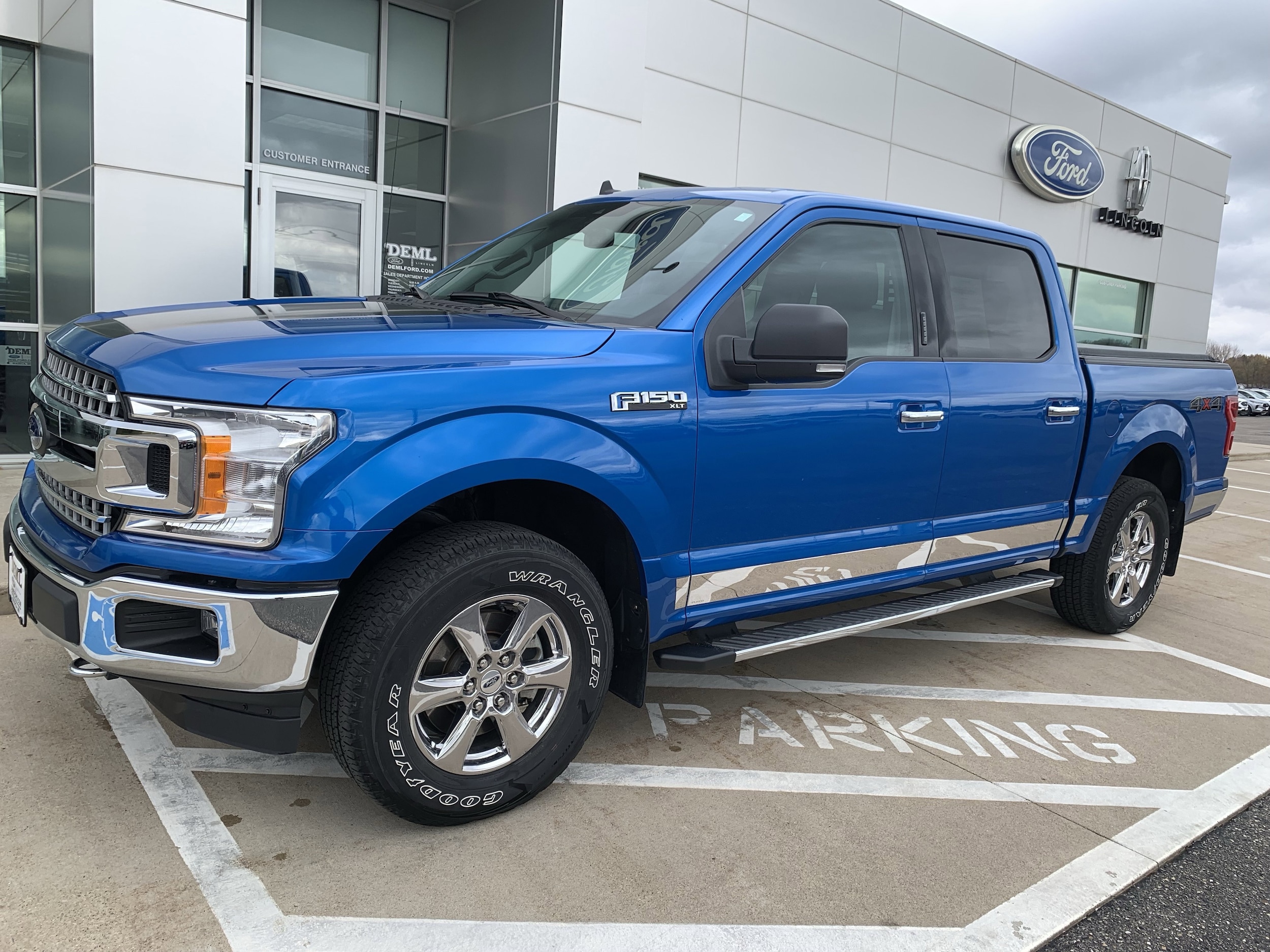 Used 2019 Ford F-150 XLT with VIN 1FTEW1EP6KKC98383 for sale in Waseca, Minnesota
