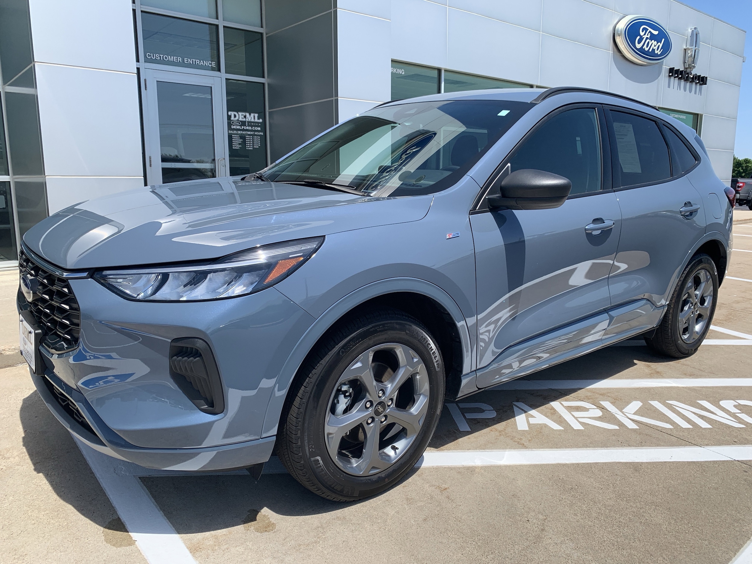 Used 2024 Ford Escape ST-Line with VIN 1FMCU9MN9RUA23936 for sale in Waseca, Minnesota