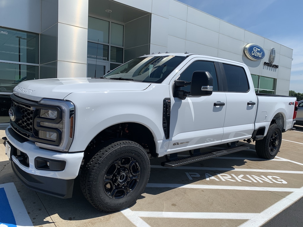 New 2026 Ford F-350 XL STX Crew Cab 4x4 Truck