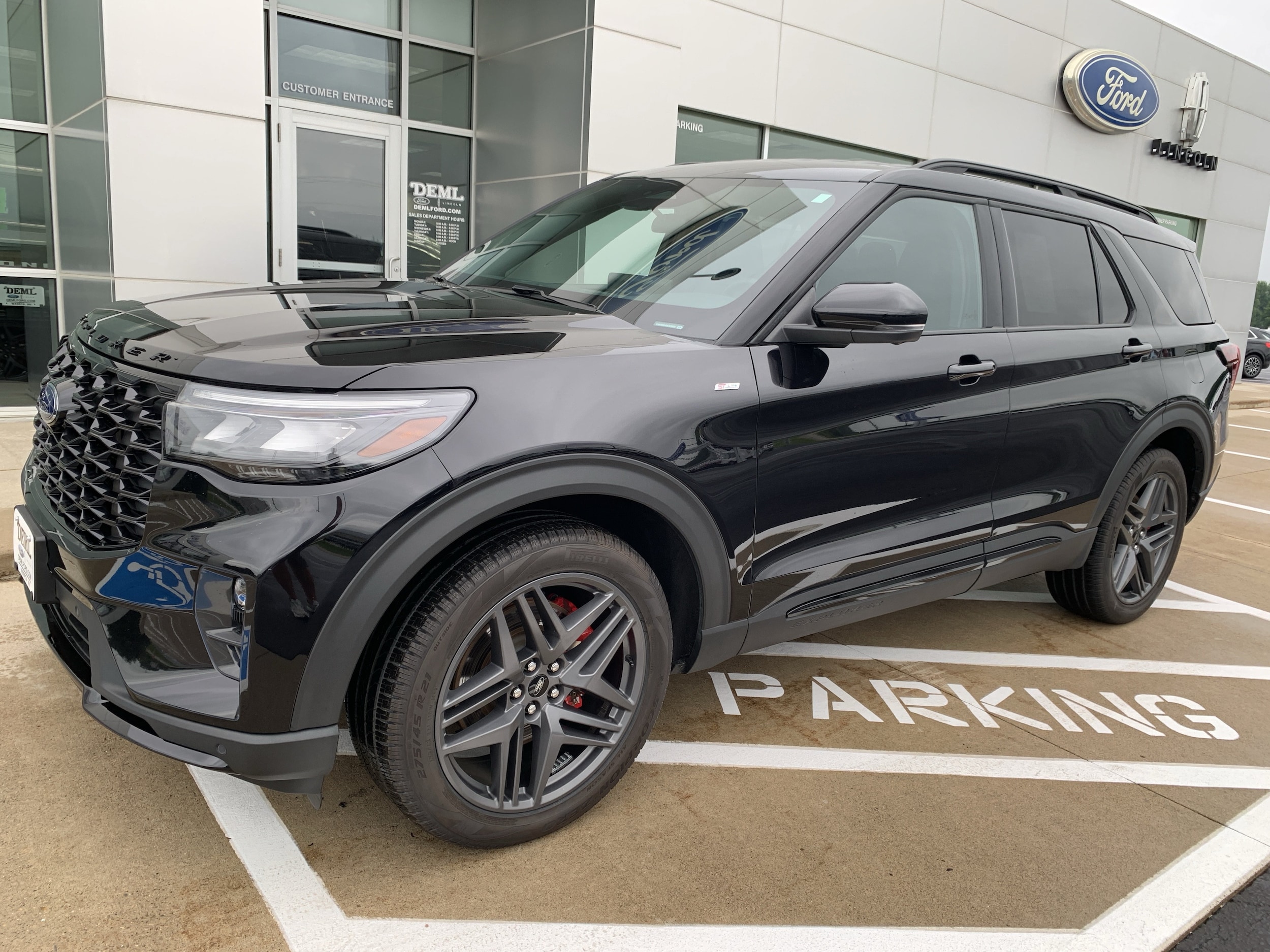 Used 2025 Ford Explorer ST-LINE with VIN 1FMUK8KH6SGB38032 for sale in Waseca, Minnesota