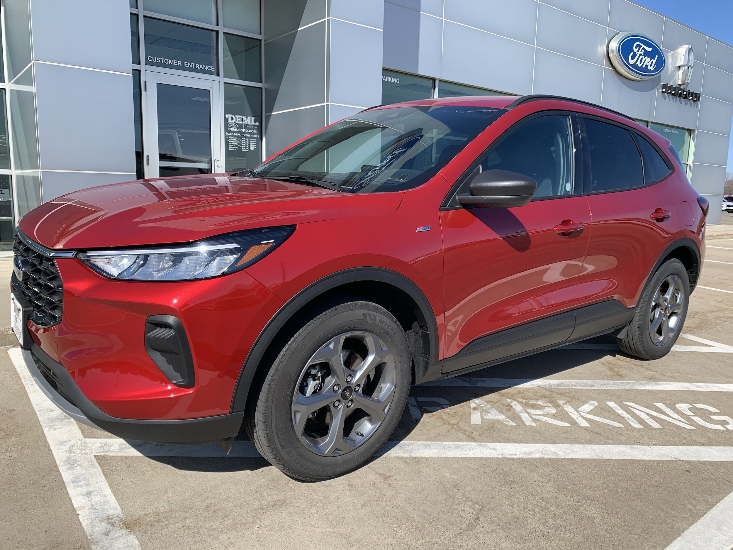 Used 2025 Ford Escape ST-Line with VIN 1FMCU9MN3SUA87802 for sale in Waseca, Minnesota