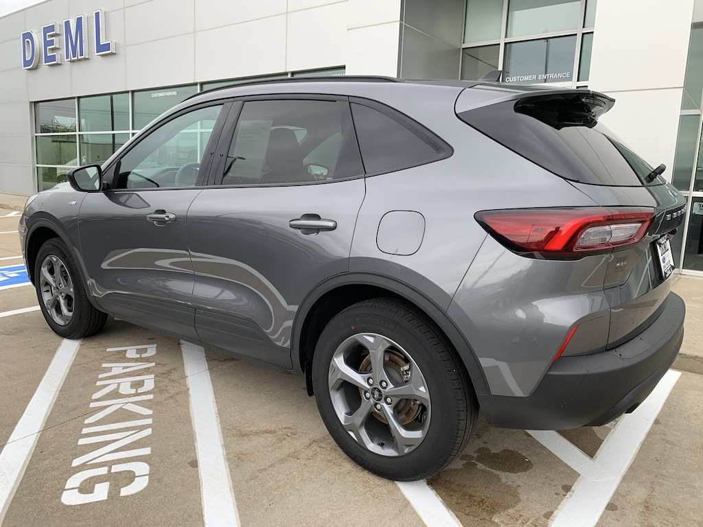 Used 2025 Ford Escape ST-Line AWD SUV