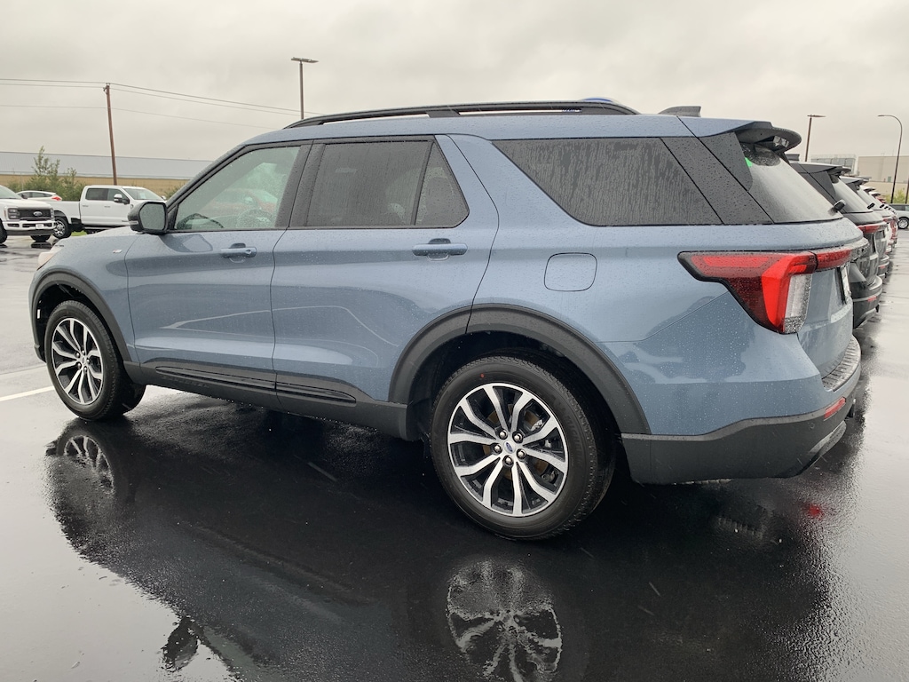 New 2027 Ford Explorer ST-Line 4x4 SUV