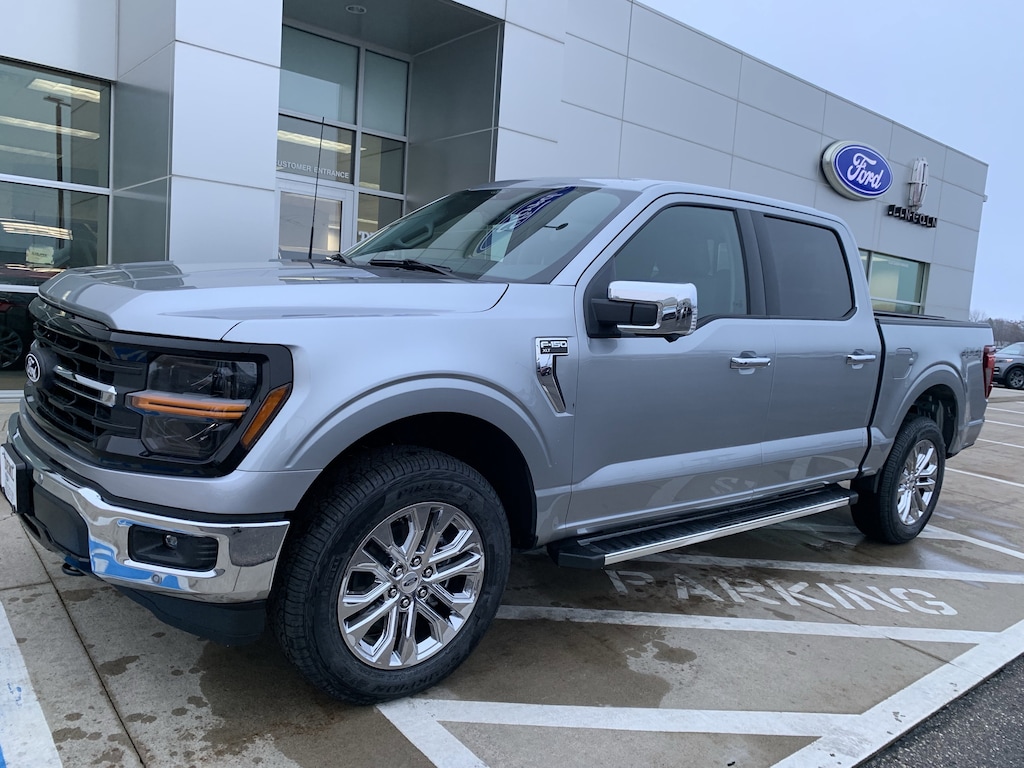 New 2026 Ford F-150 XLT SuperCrew 4x4 Truck