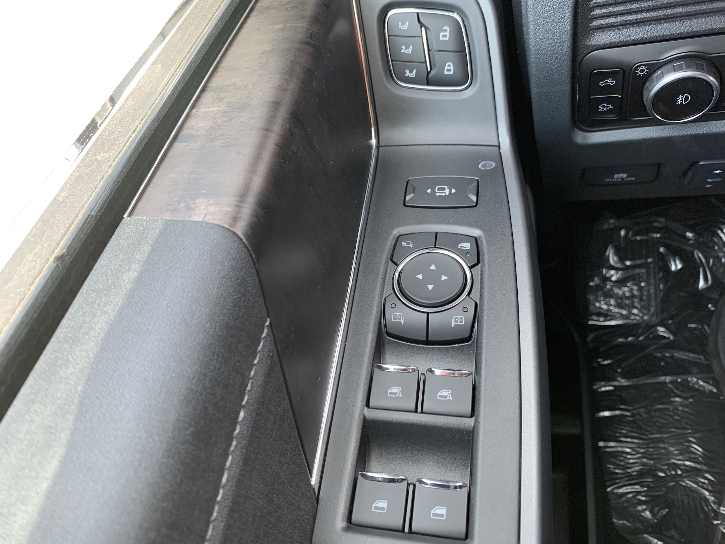 2026 Ford F-350 Super Duty Lariat - Photo 50