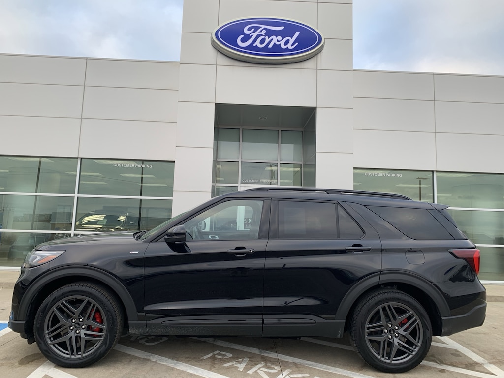 Used 2025 Ford Explorer ST-Line 4x4 SUV