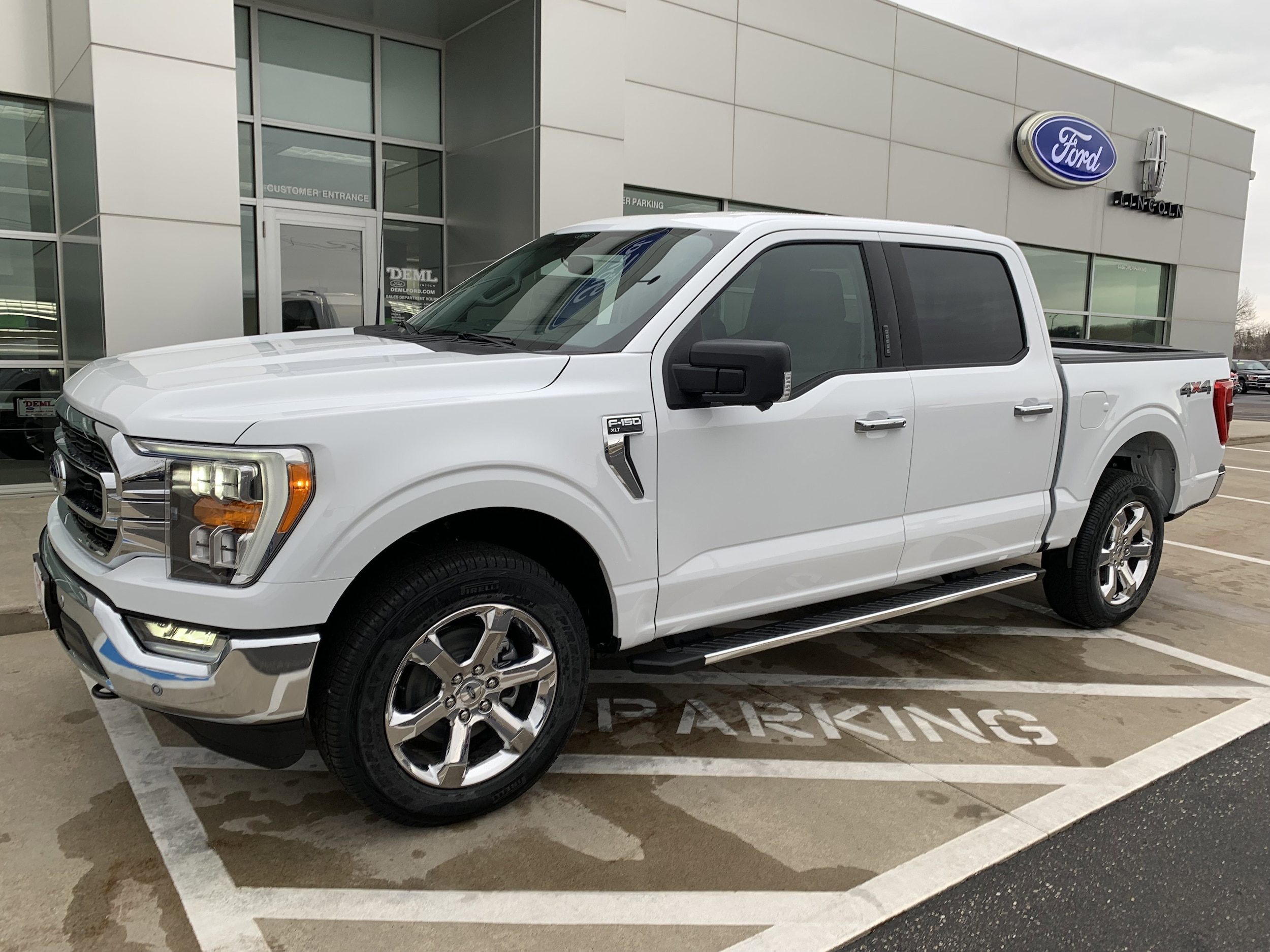 Used 2022 Ford F-150 XLT with VIN 1FTFW1E89NKD65799 for sale in Waseca, Minnesota