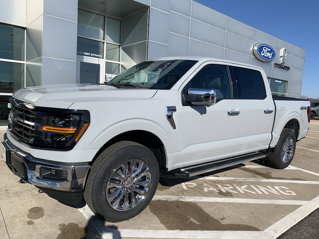 New 2026 Ford F-150 XLT SuperCrew 4x4 Truck