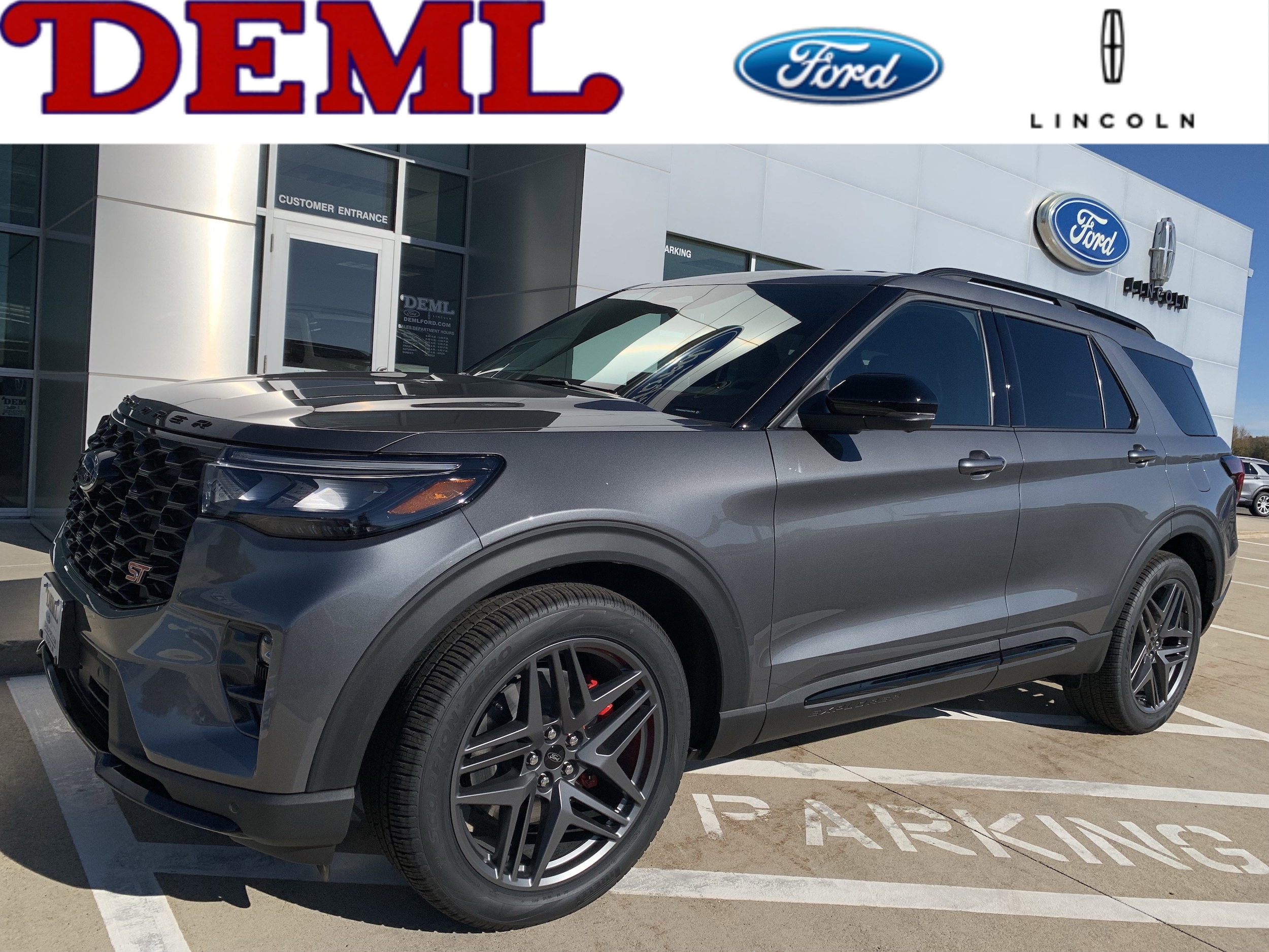 2026 Ford Explorer ST's photo