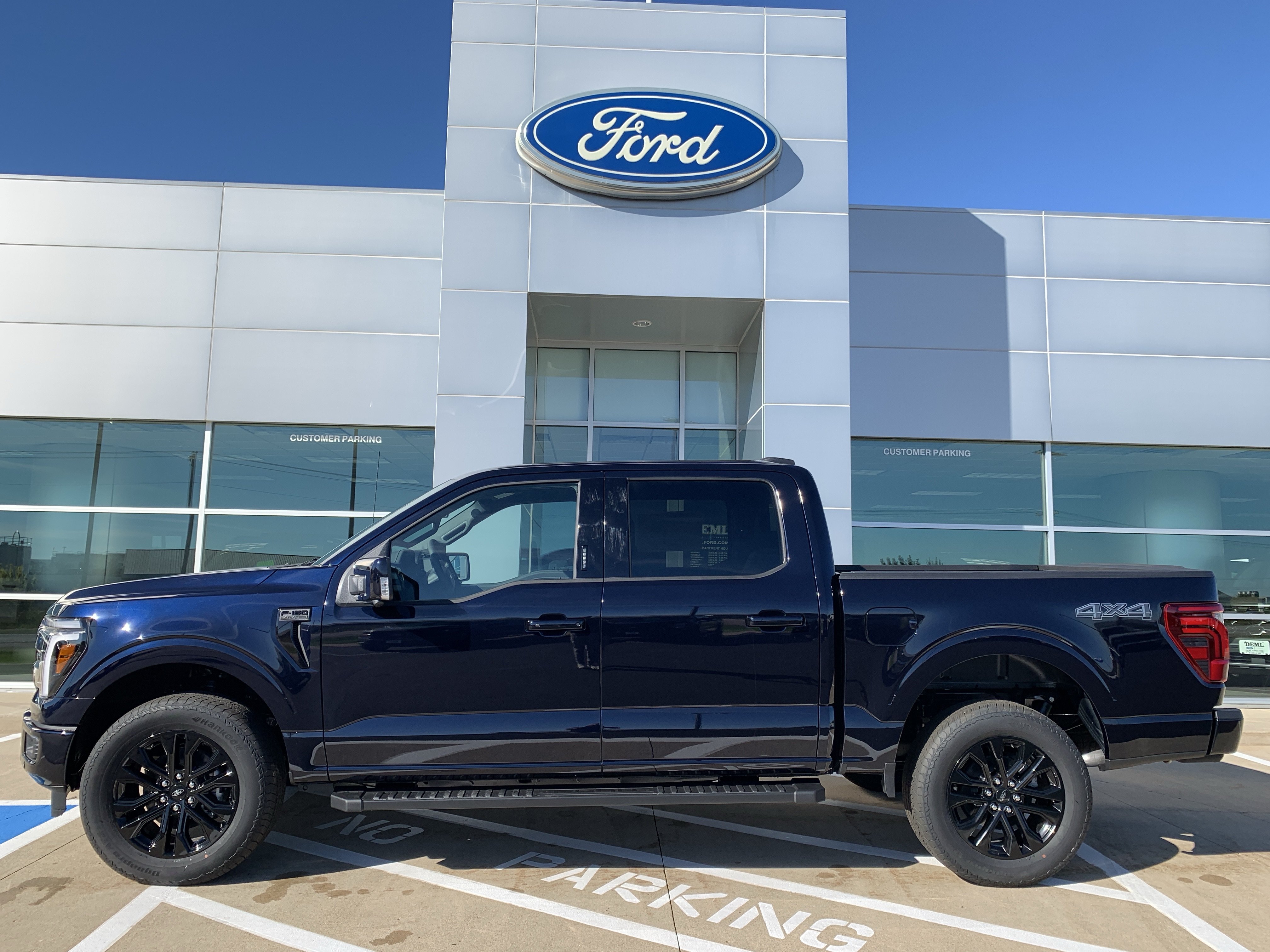 New 2026 Ford F-150 Lariat SuperCrew 4x4 Truck