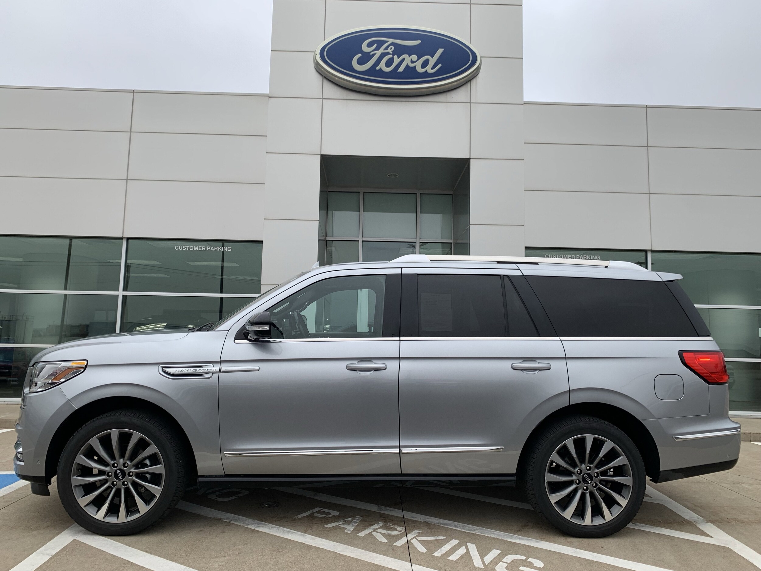 2020 Lincoln Navigator Reserve photo 3