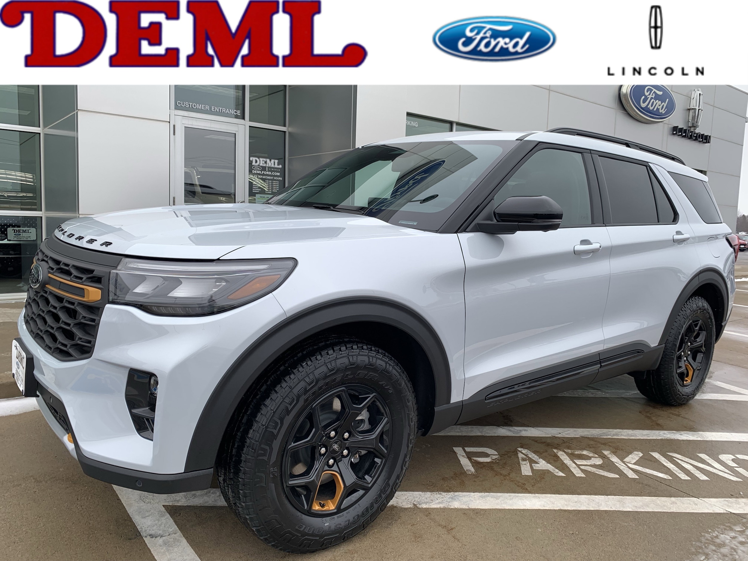 2026 Ford Explorer Tremor's photo