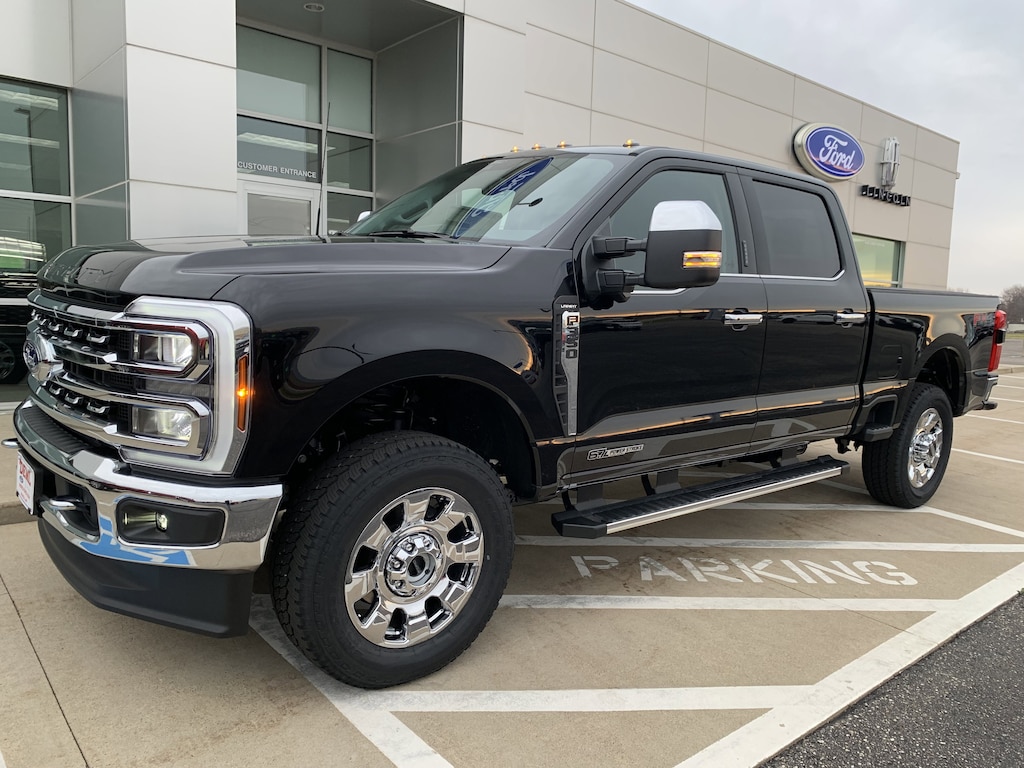 New 2026 Ford F-350 Lariat Crew Cab 4x4 Truck