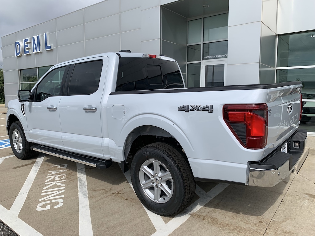 New 2025 Ford F-150 XLT SuperCrew 4x4 Truck