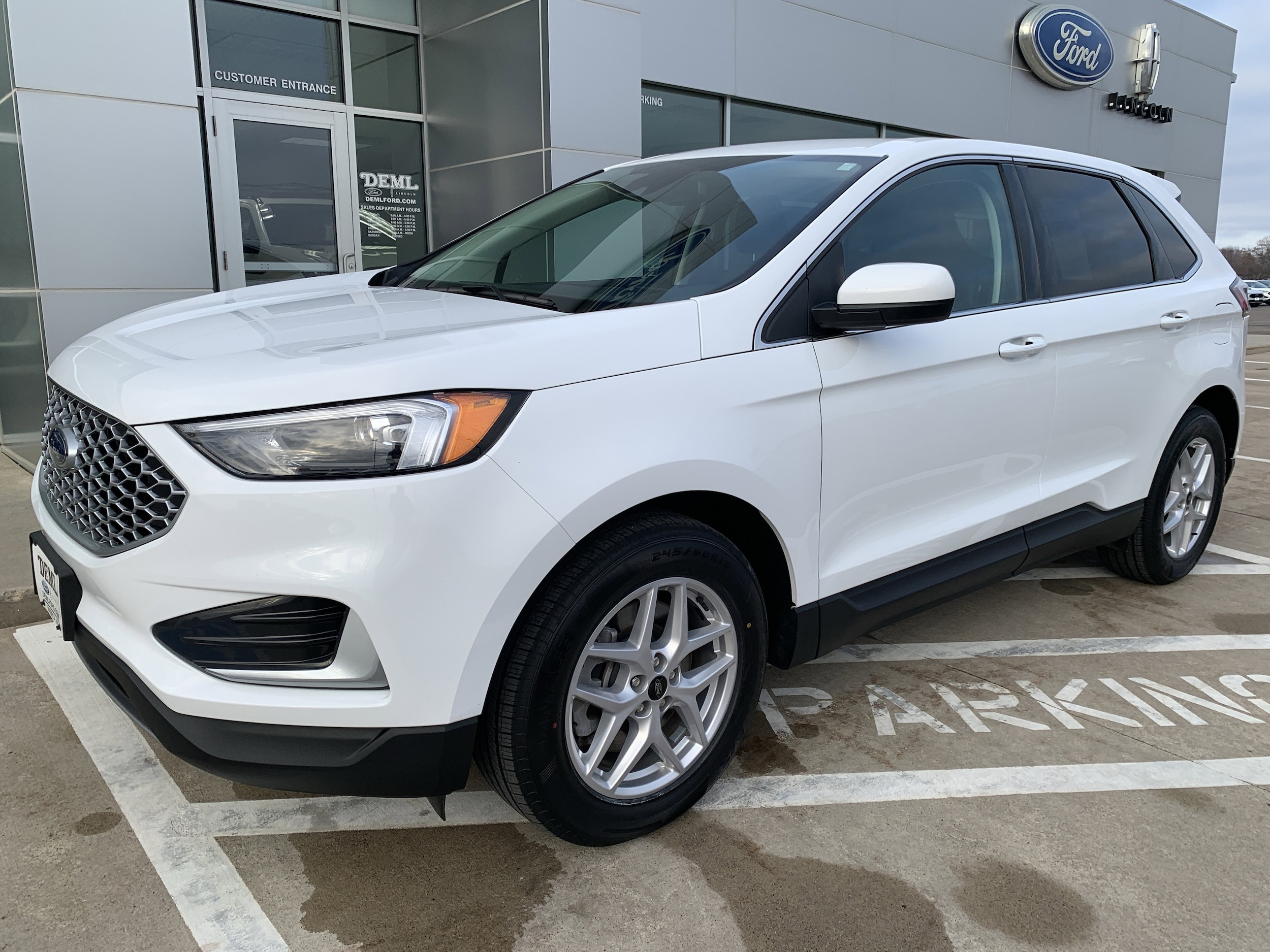 Used 2024 Ford Edge SEL with VIN 2FMPK4J99RBA80953 for sale in Waseca, Minnesota