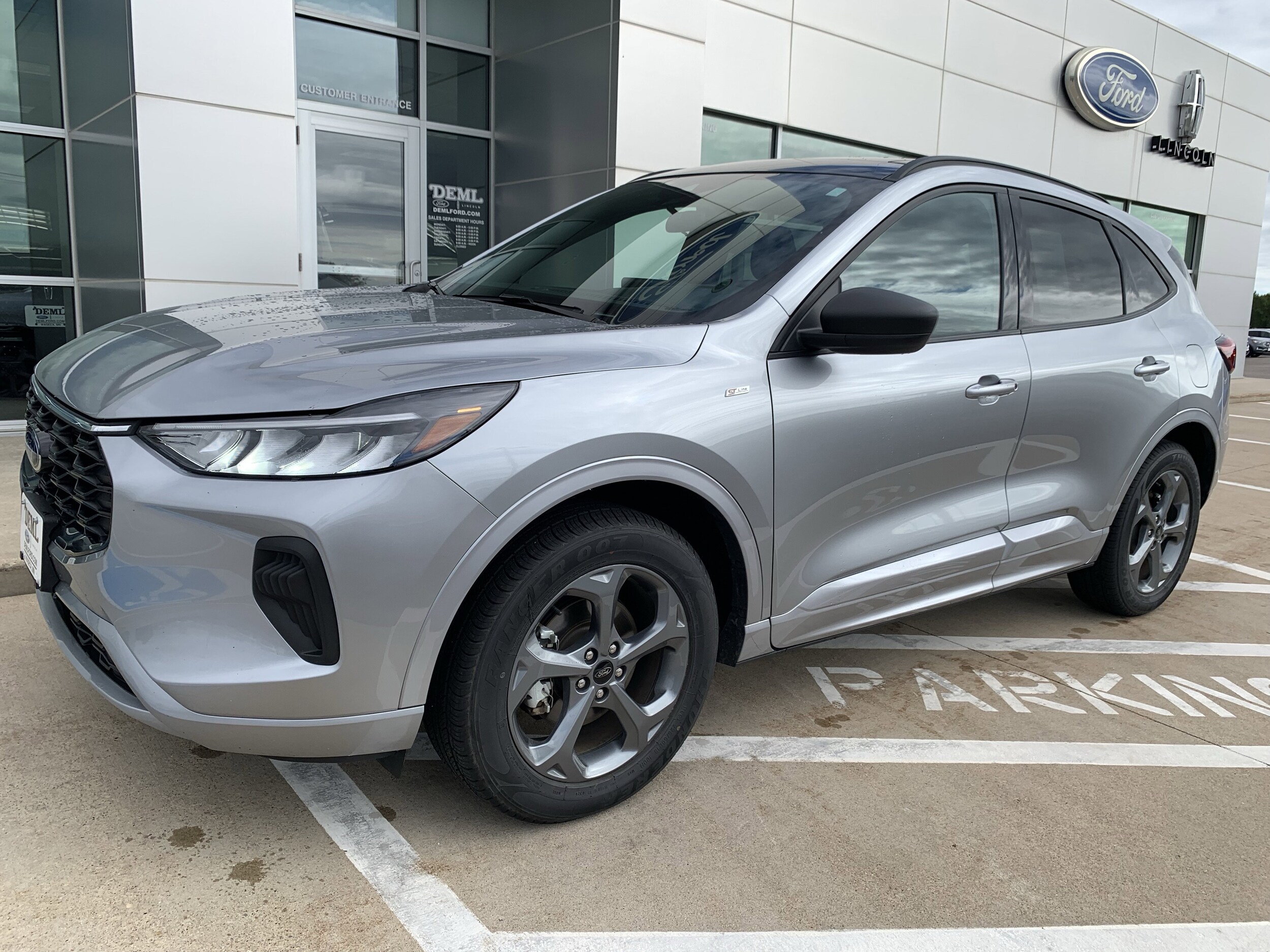 Used 2024 Ford Escape ST-Line with VIN 1FMCU9MN9RUA45466 for sale in Waseca, Minnesota