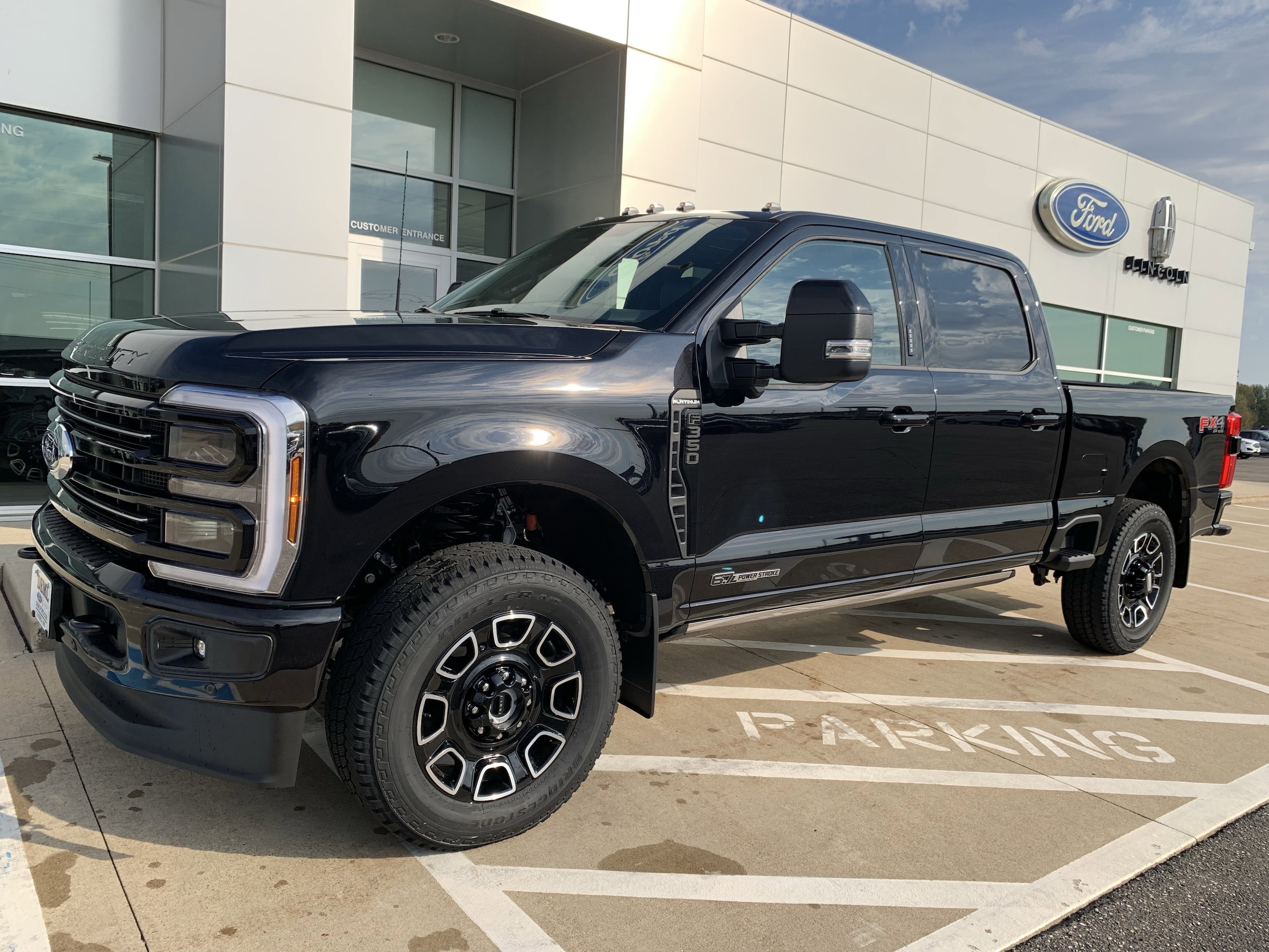 2026 Ford F-350 Platinum photo 2