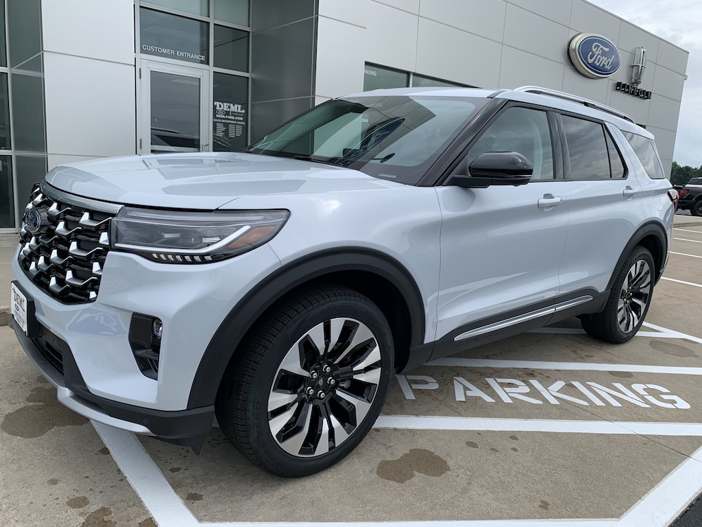 New 2026 Ford Explorer Platinum 4x4 SUV
