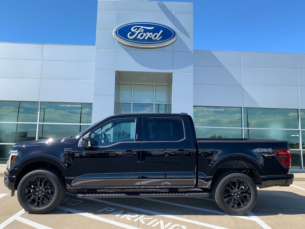New 2026 Ford F-150 Lariat SuperCrew 4x4 Truck