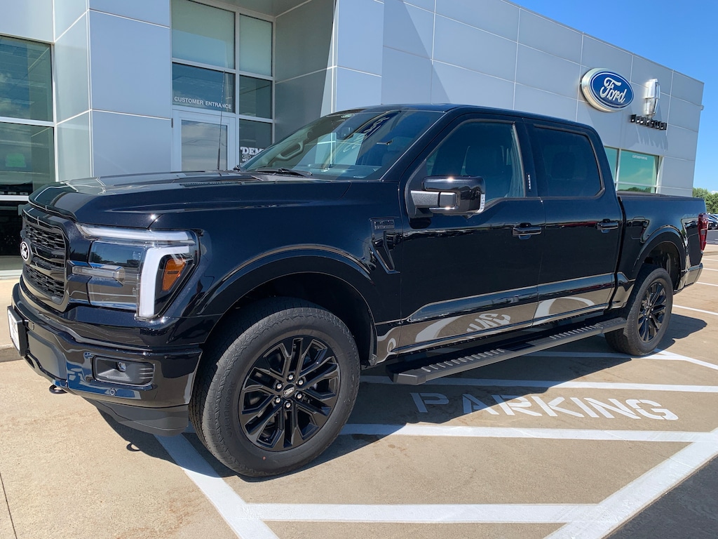 New 2026 Ford F-150 Lariat SuperCrew 4x4 Truck