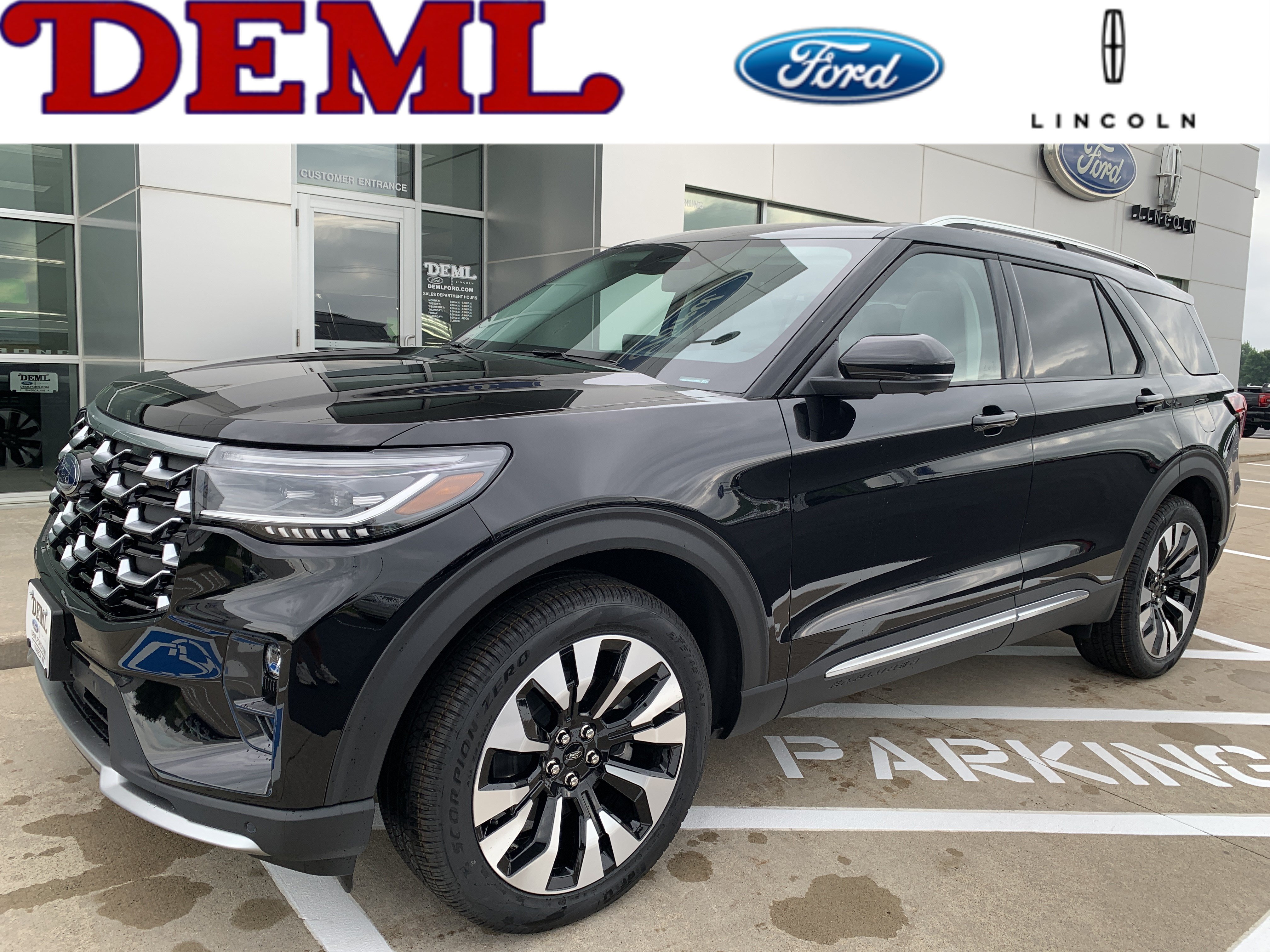 2027 Ford Explorer Platinum 4x4 SUV