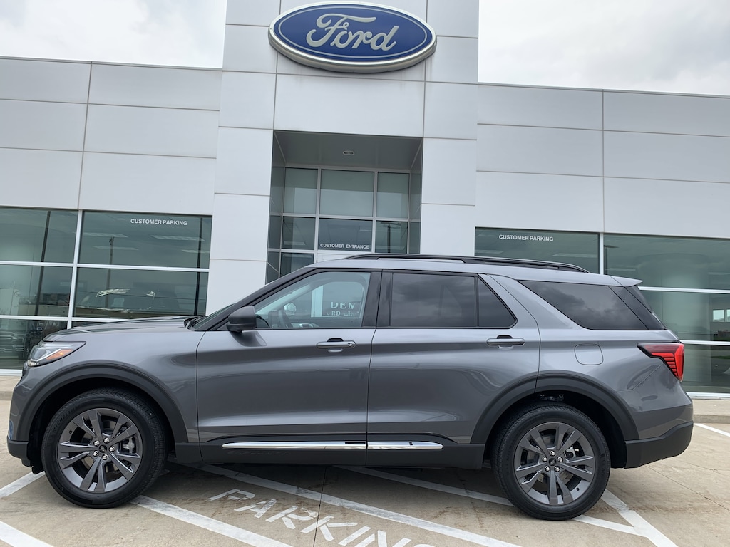 New 2026 Ford Explorer Active 4x4 SUV