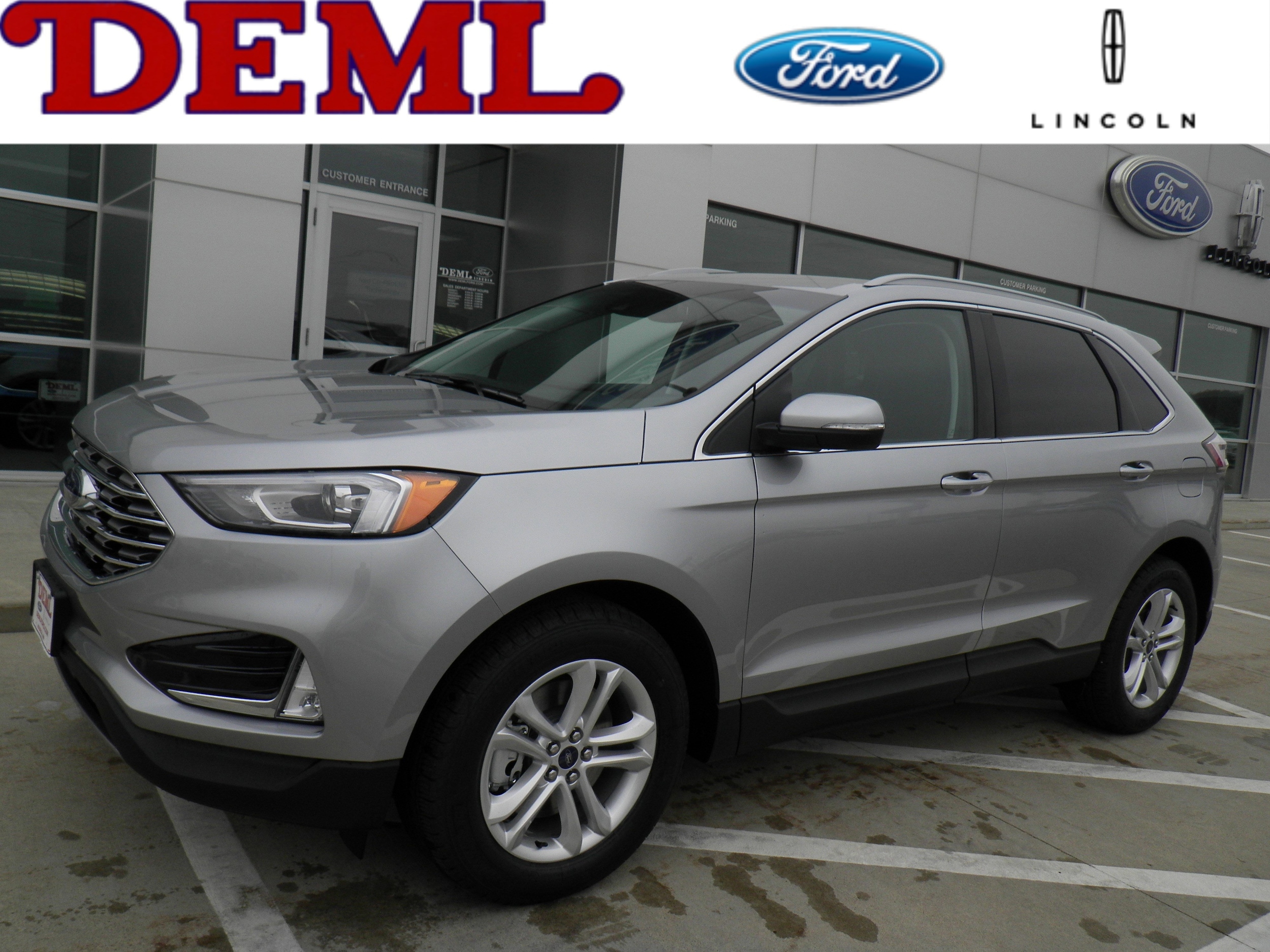 2020 Ford Edge SEL's photo