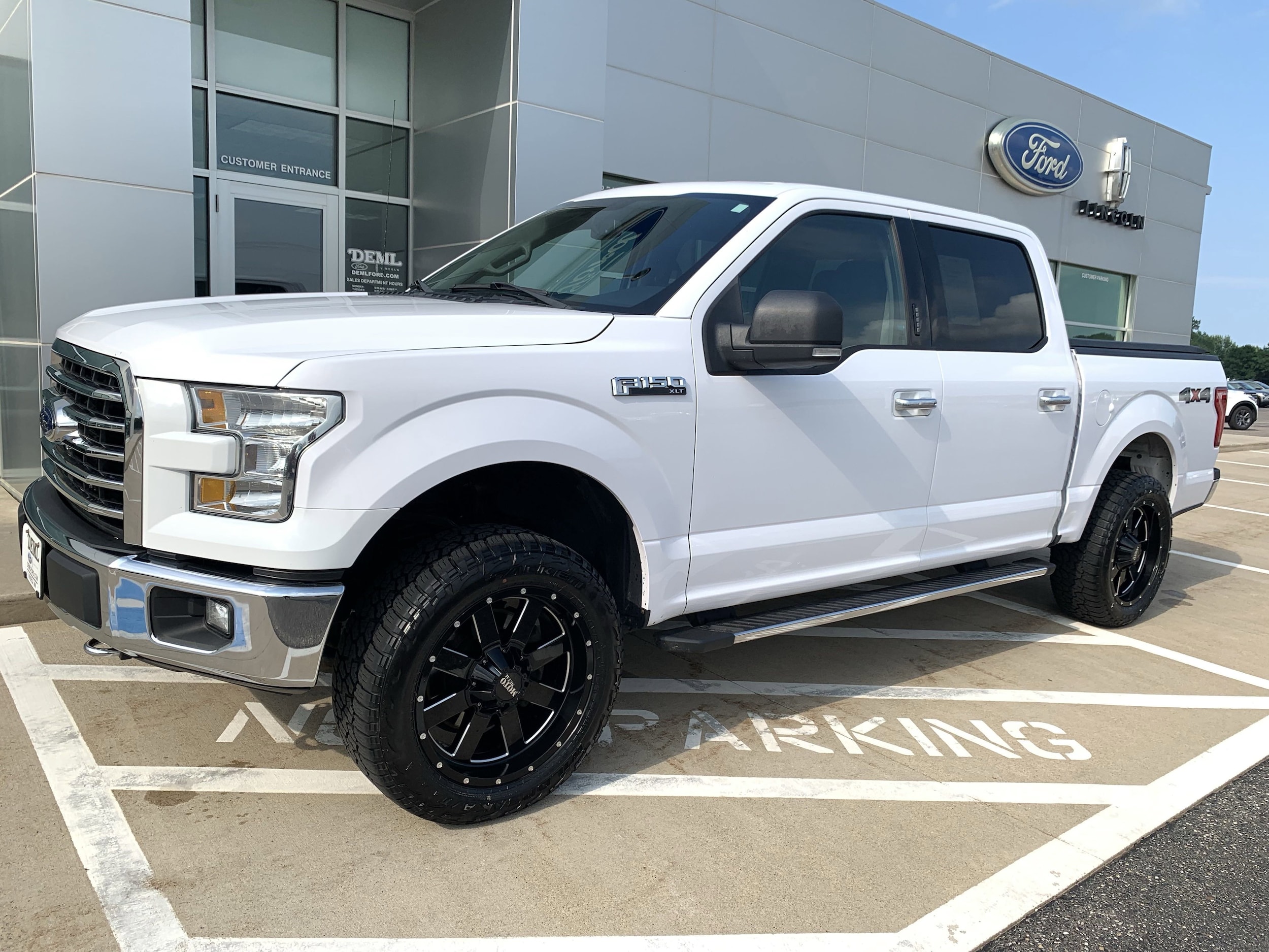 Used 2015 Ford F-150 XLT with VIN 1FTEW1EF6FKE17076 for sale in Waseca, Minnesota