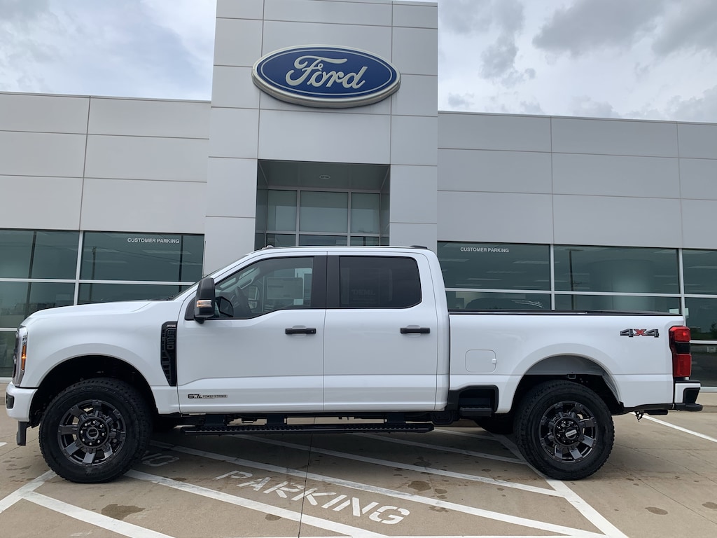 New 2026 Ford F-350 XL STX Crew Cab 4x4 Truck