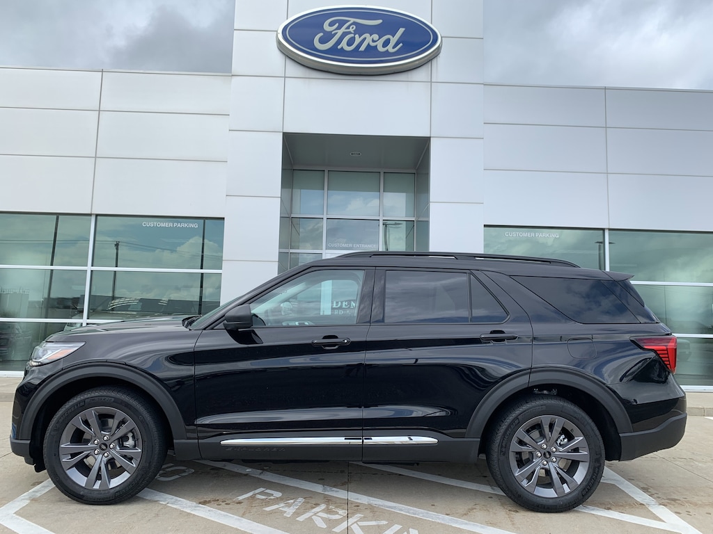 New 2026 Ford Explorer Active 4x4 SUV