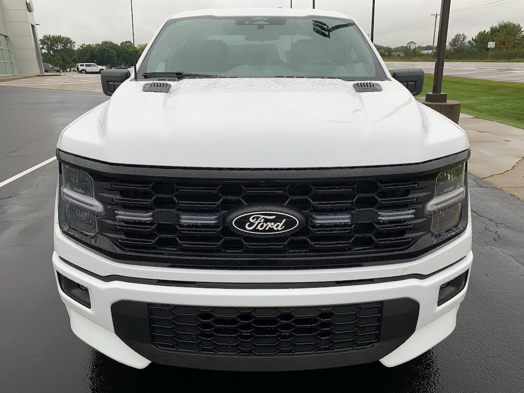 New 2026 Ford F-150 STX LOBO SuperCrew 4x4 Truck