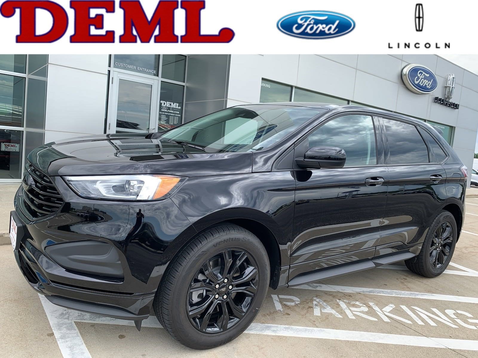 2024 Ford Edge SE's photo
