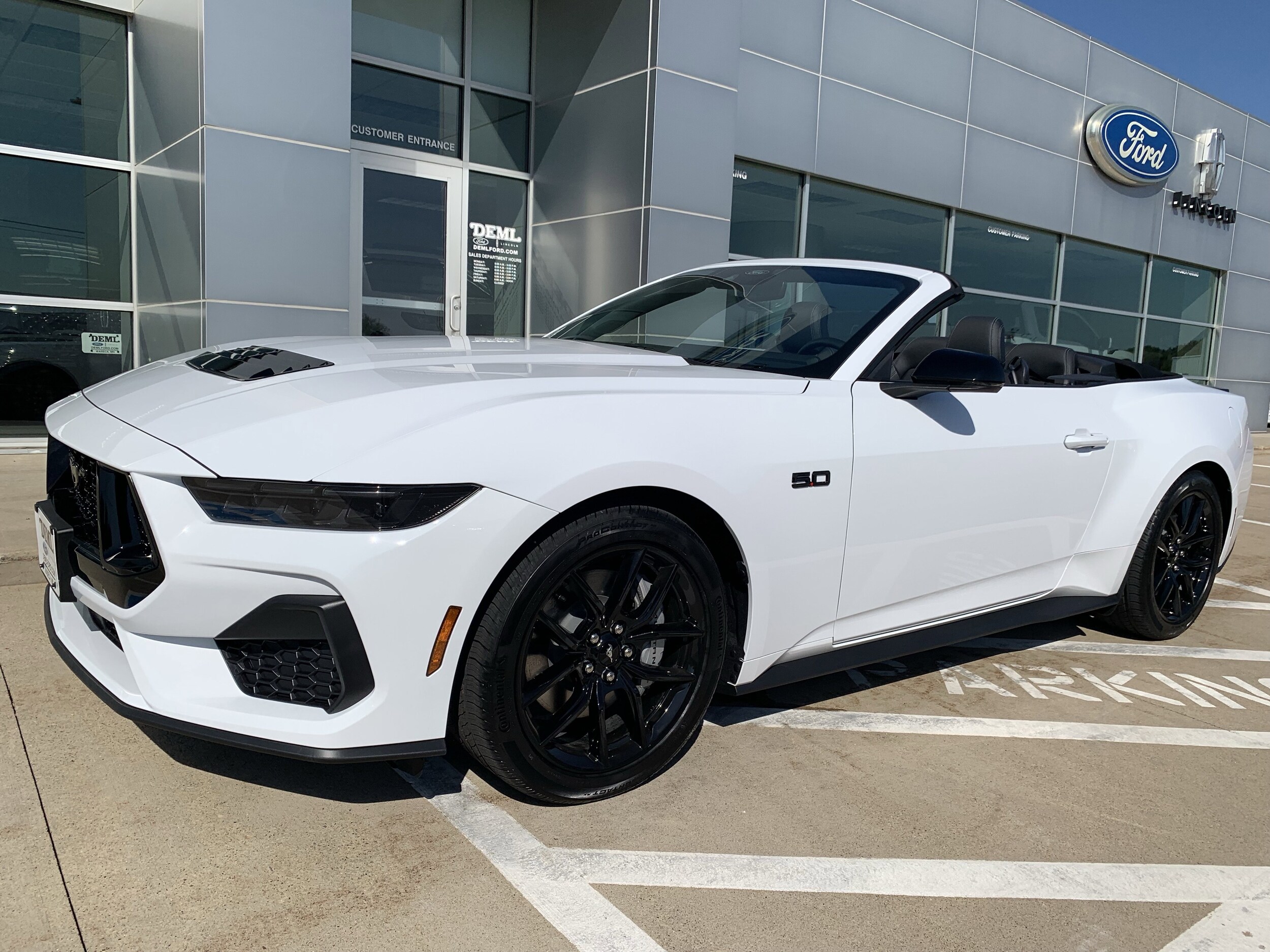 2025 Ford Mustang GT Premium Convertible photo 2