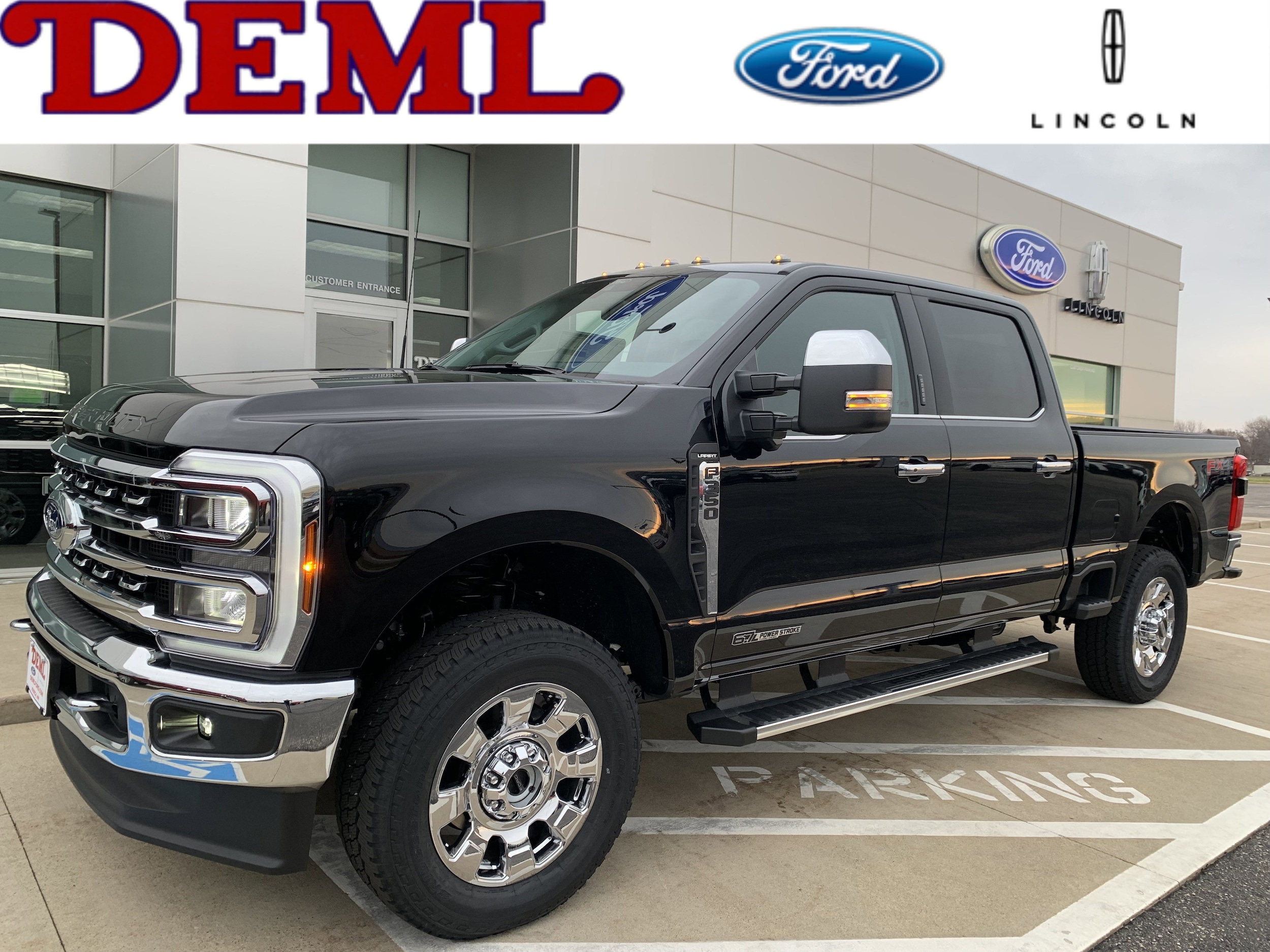 2026 Ford F-350 Super Duty Lariat's photo