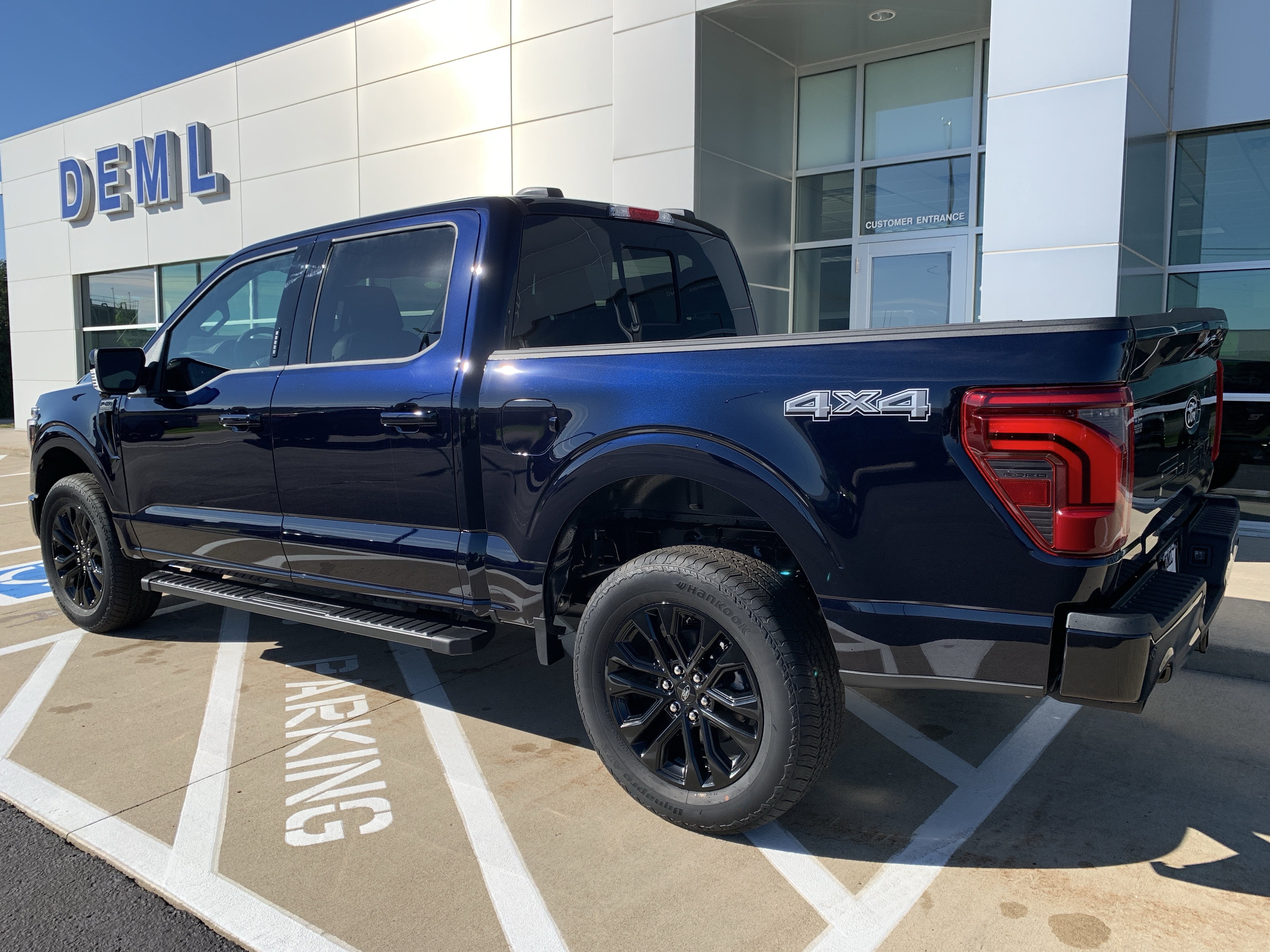New 2026 Ford F-150 Lariat SuperCrew 4x4 Truck