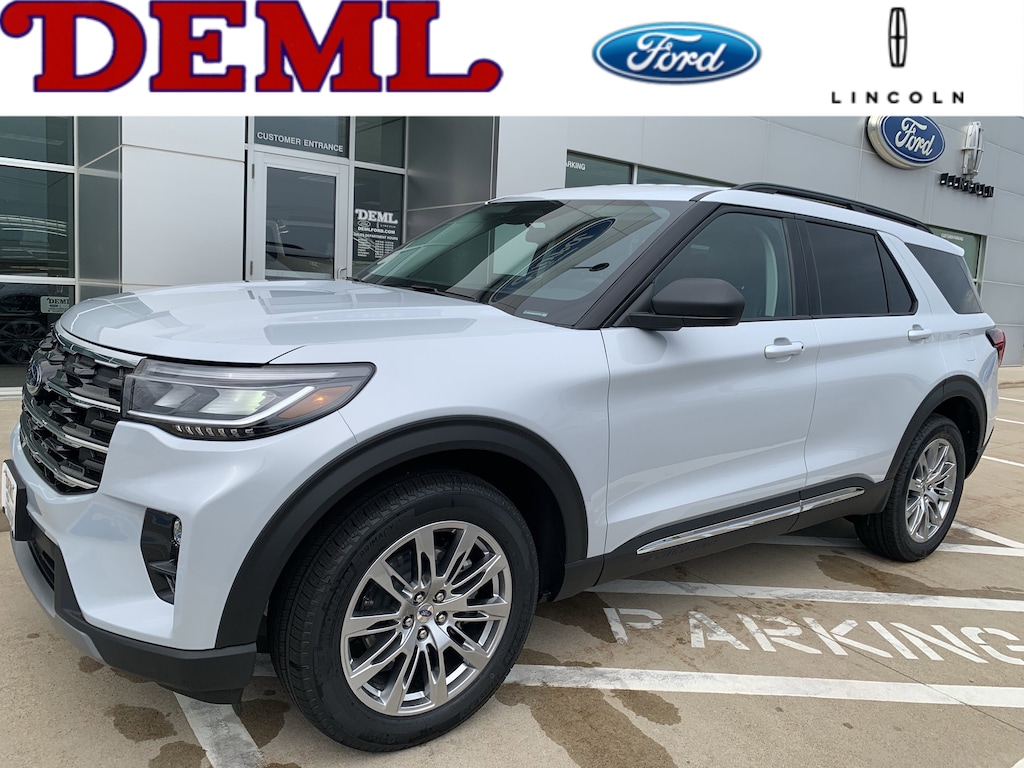 New 2025 Ford Explorer Active 4x4 SUV