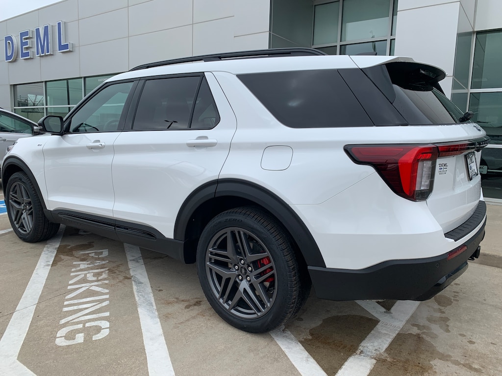 New 2026 Ford Explorer ST-Line 4x4 SUV