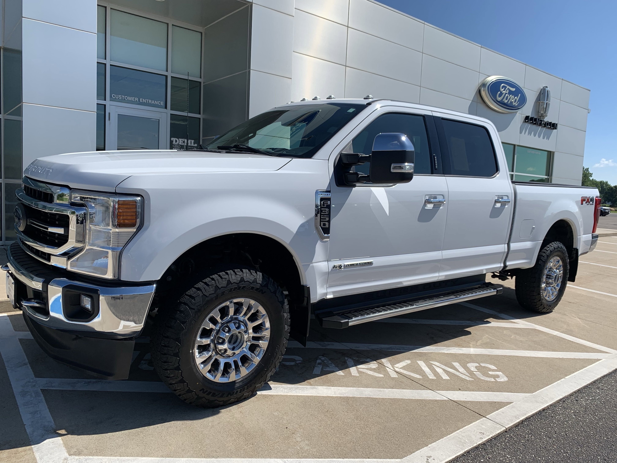 Used 2022 Ford F-350 Super Duty Lariat with VIN 1FT8W3BT2NED33644 for sale in Waseca, Minnesota