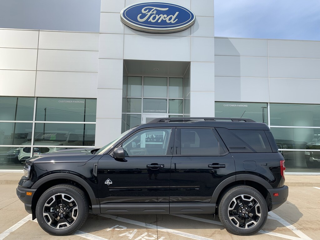 New 2026 Ford Bronco Sport Outer Banks 4x4 SUV