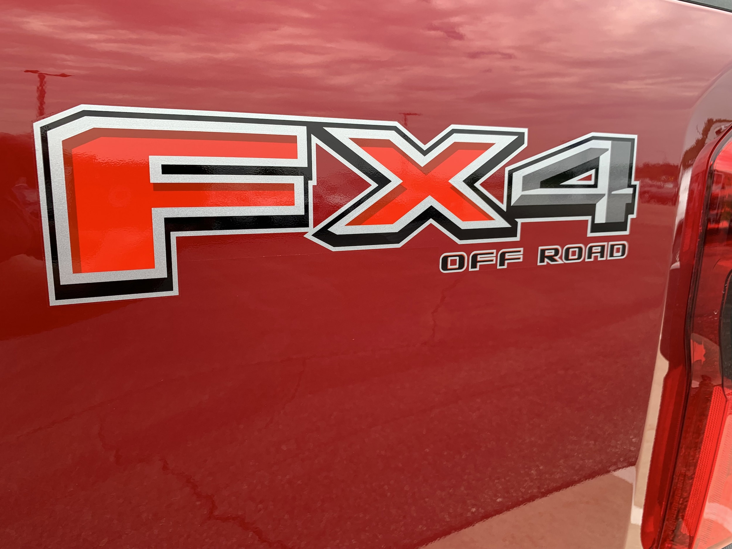 2026 Ford F-350 Super Duty Lariat - Photo 13