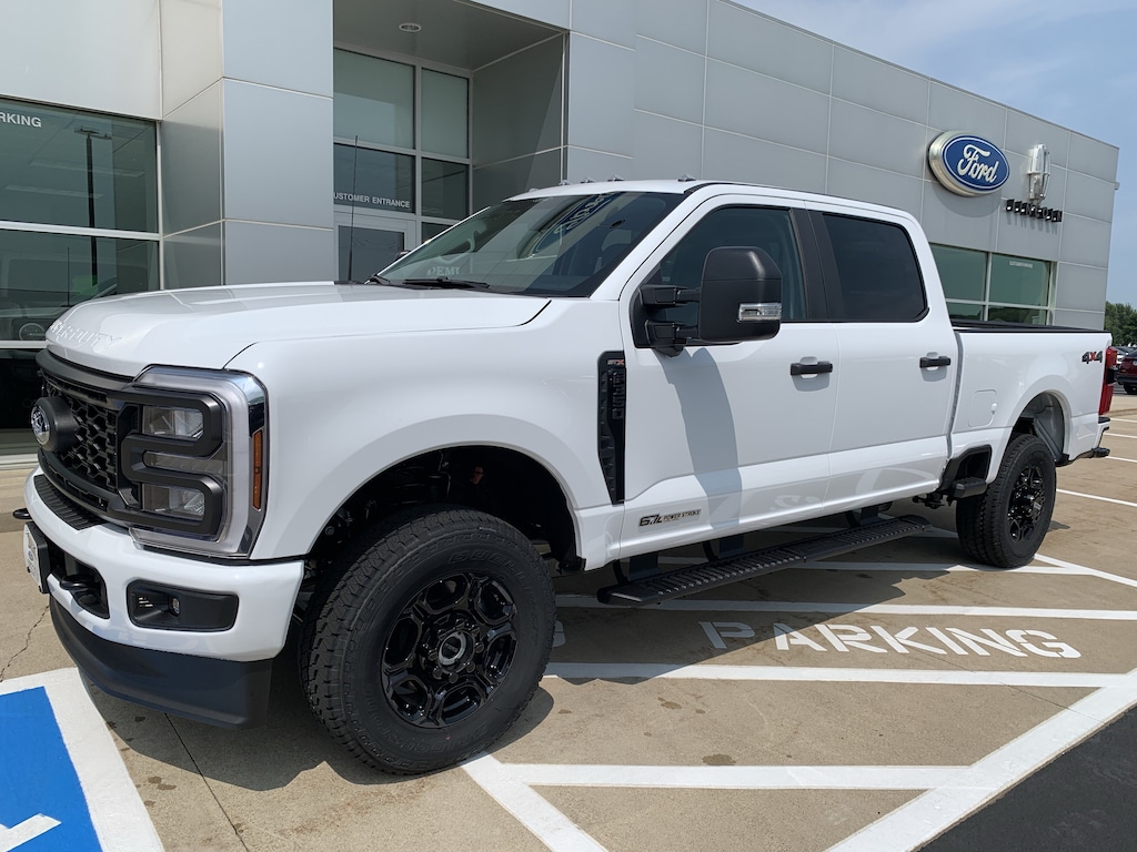 New 2026 Ford F-350 XL STX Crew Cab 4x4 Truck