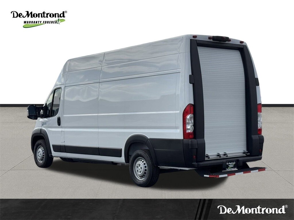 2024 Ram ProMaster 3500 photo 2