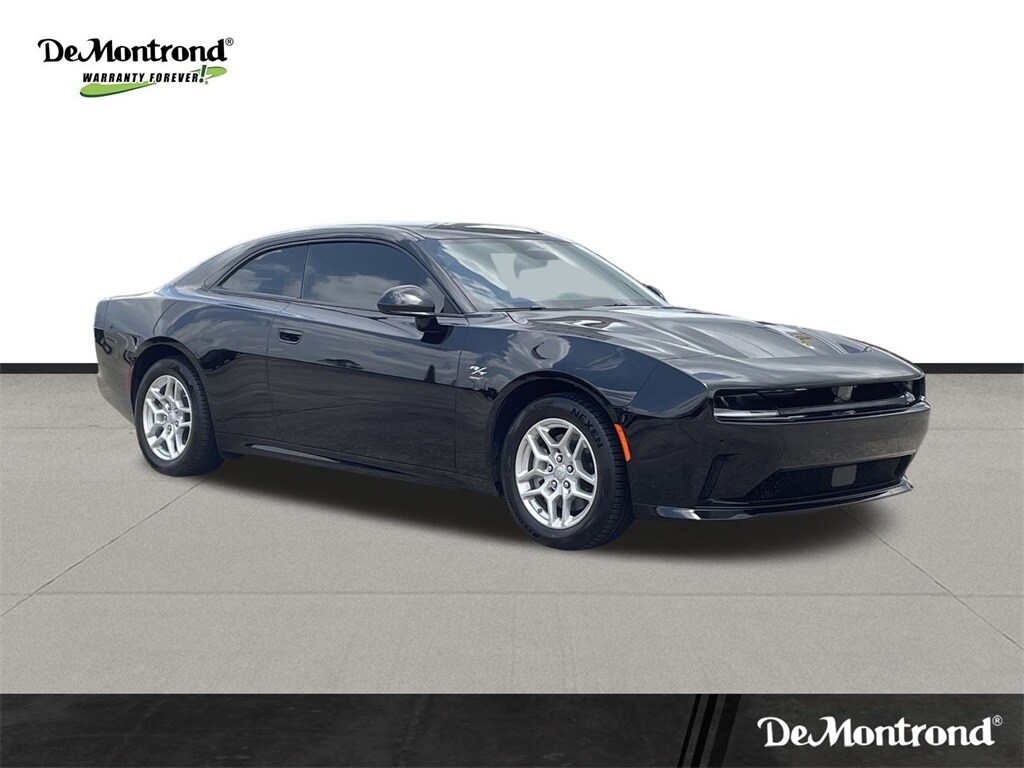 2025 Dodge Charger R/T photo 3