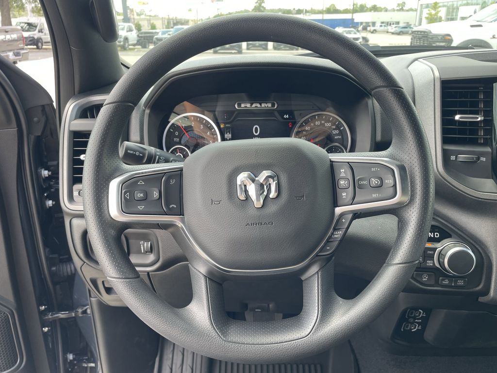 2026 RAM 1500 Laramie - Photo 15