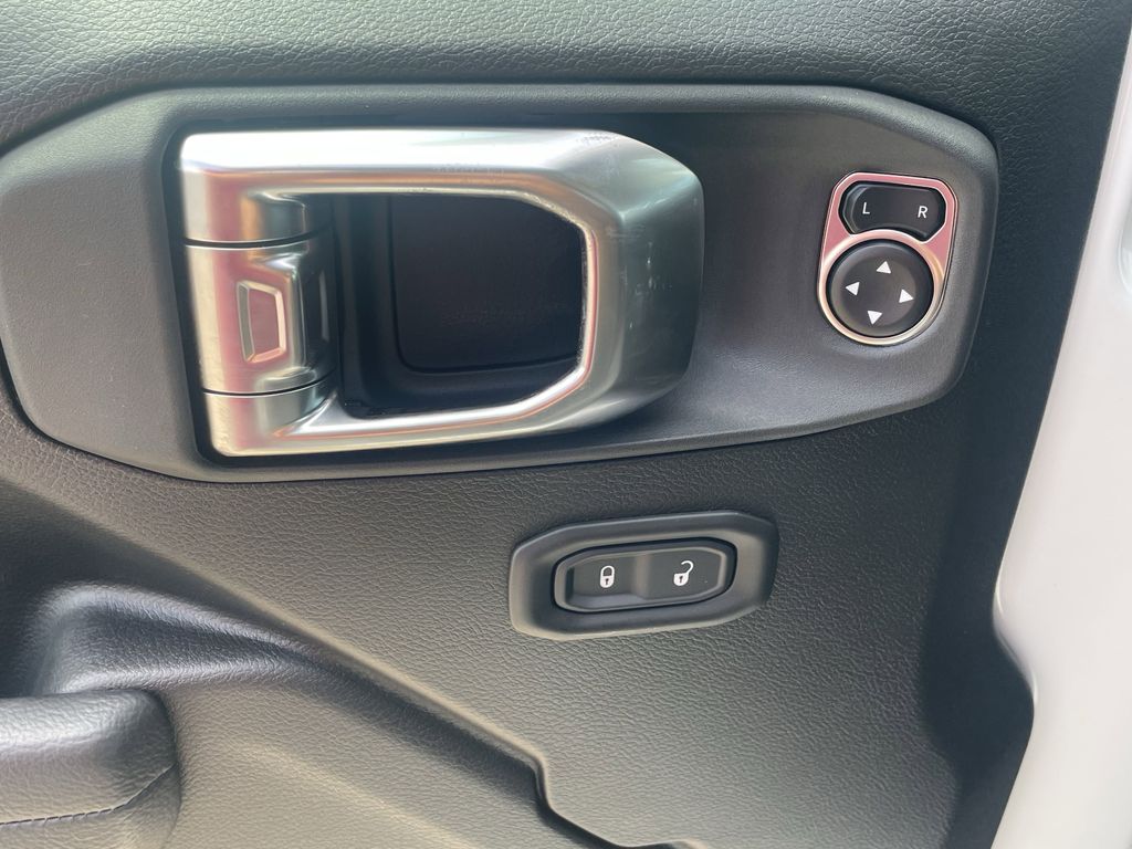 2025 Jeep Gladiator Rubicon - Photo 14
