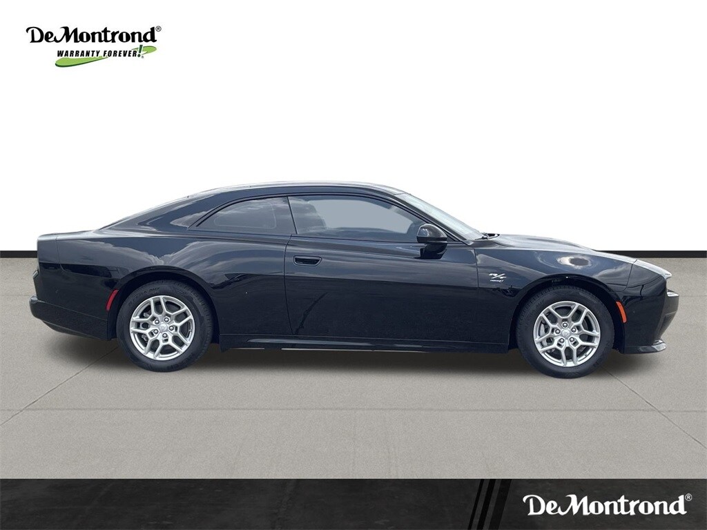 2025 Dodge Charger R/T photo 4